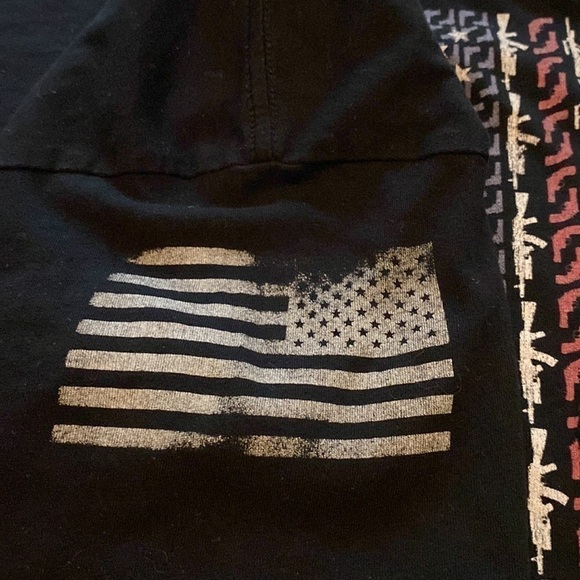 We The People women’s short, sleeved T-shirt, size medium - Picture 5 of 9